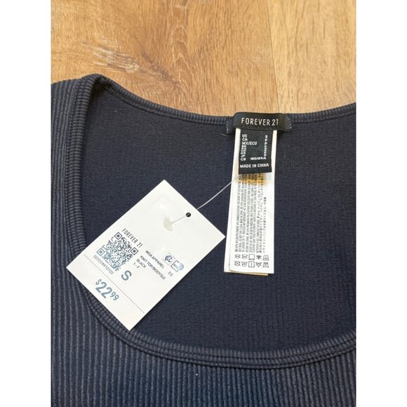 Forever21 Long Sleeve Ribbed Bodysuit Scoop Neck Size S NWT - Picture 6 of 6